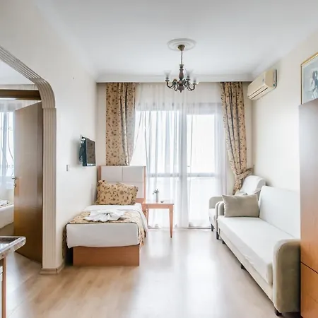 Camelot Apartman *