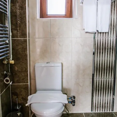 Camelot Apartman