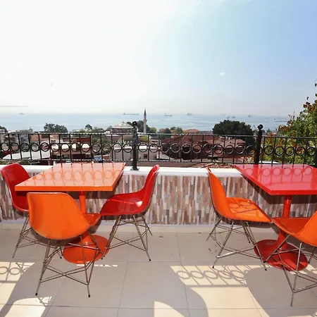 Camelot Apartman