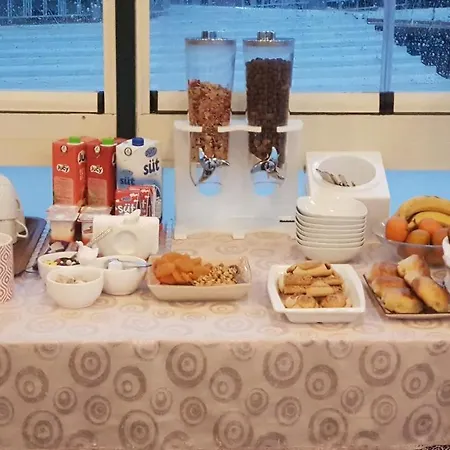 アパート Camelot イスタンブール