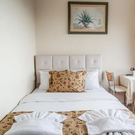 Camelot Κωνσταντινούπολη