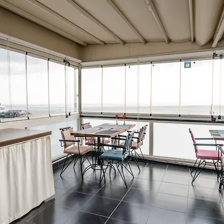 Camelot Κωνσταντινούπολη